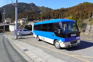 東栄町営バスの車両