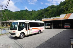 豊根村営バス車両